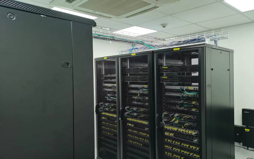 科贸学院---广州校区机房改造工程